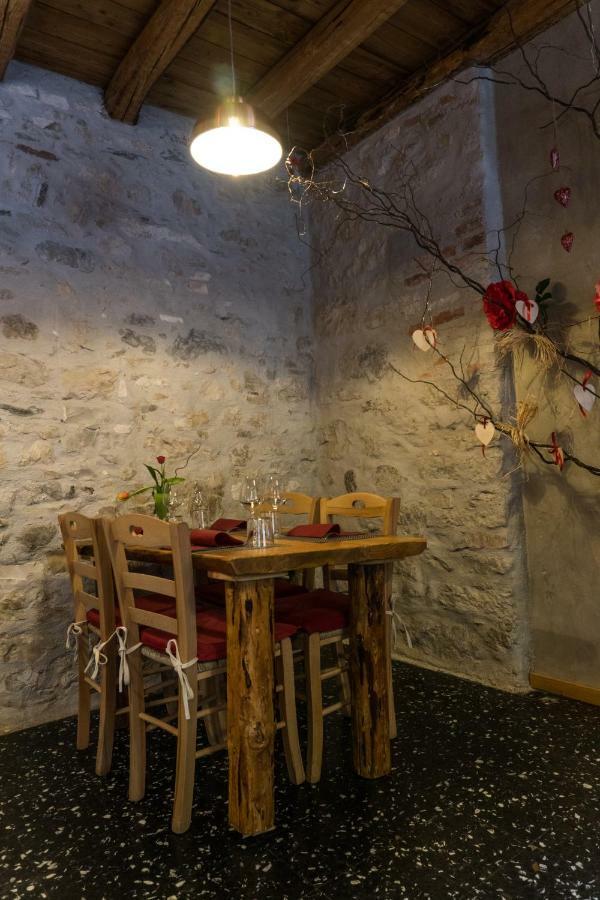 Готель Locanda Ponte Serra Lamon Екстер'єр фото